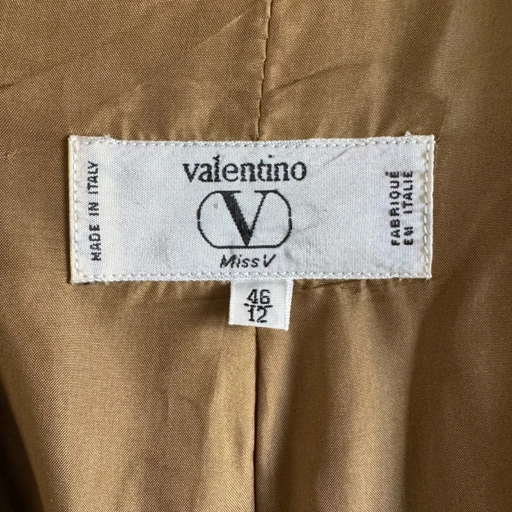 Valentino Rare Vintage Miss V Wool Blazer Office Jacket Work Tan Size 46 (US 12) - Picture 5 of 7